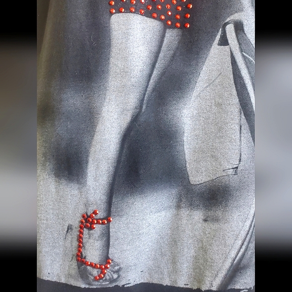 Marilyn Munroe Vintage T- shirt Tee Short Sleeves Black & Red Rhinstones Retro - Picture 4 of 8